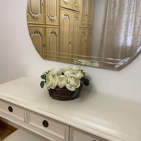 M&r Soft House